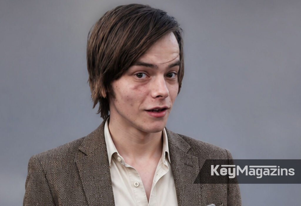 Charlie Heaton Son